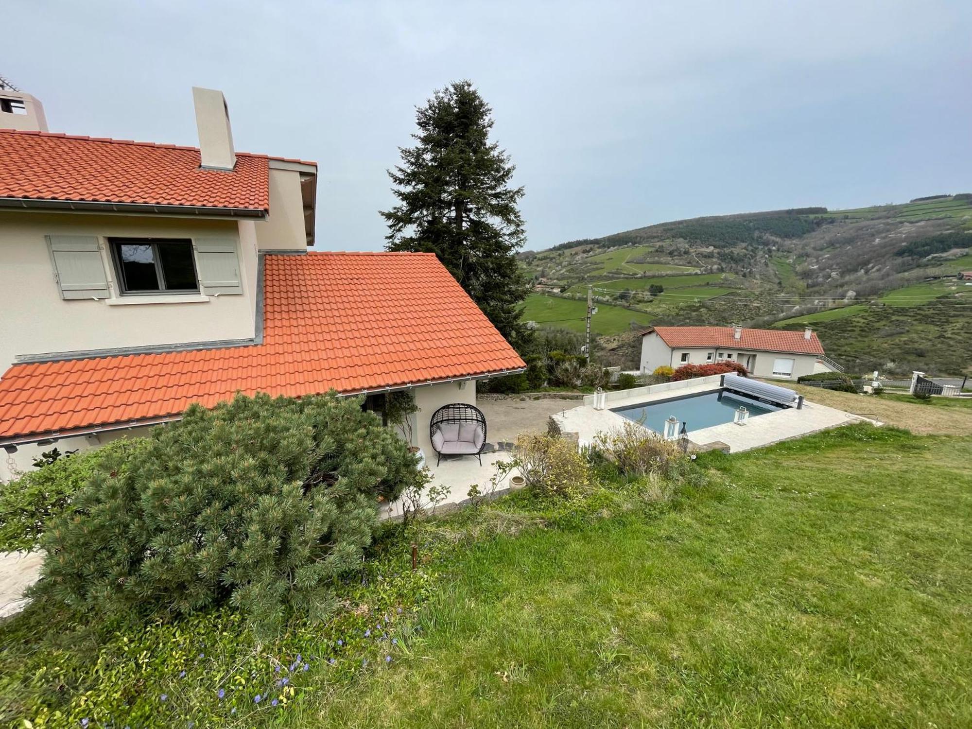 Les Terrasses Du Pilat La Valla-en-Gier Exterior foto
